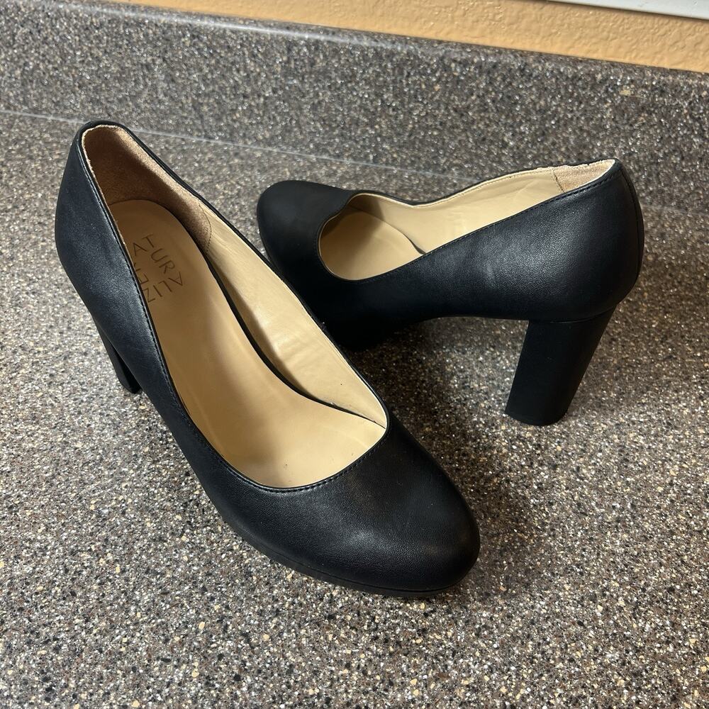 Naturalizer Women's Size 9 W Black Faux Leather Pump Platform High Heels Slip On